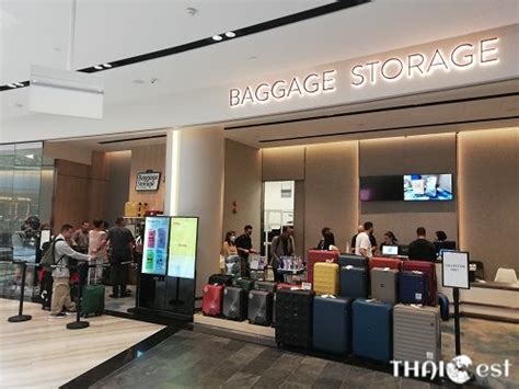 changi airport left luggage lockers.